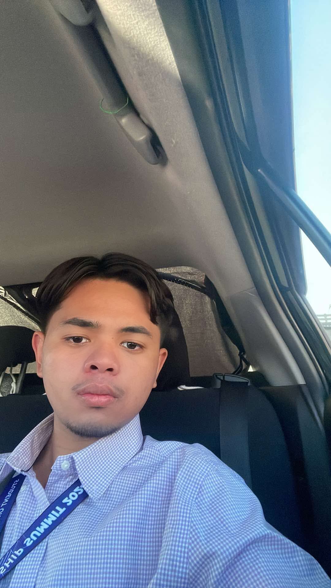 Joshua Ray E.'s profile photo