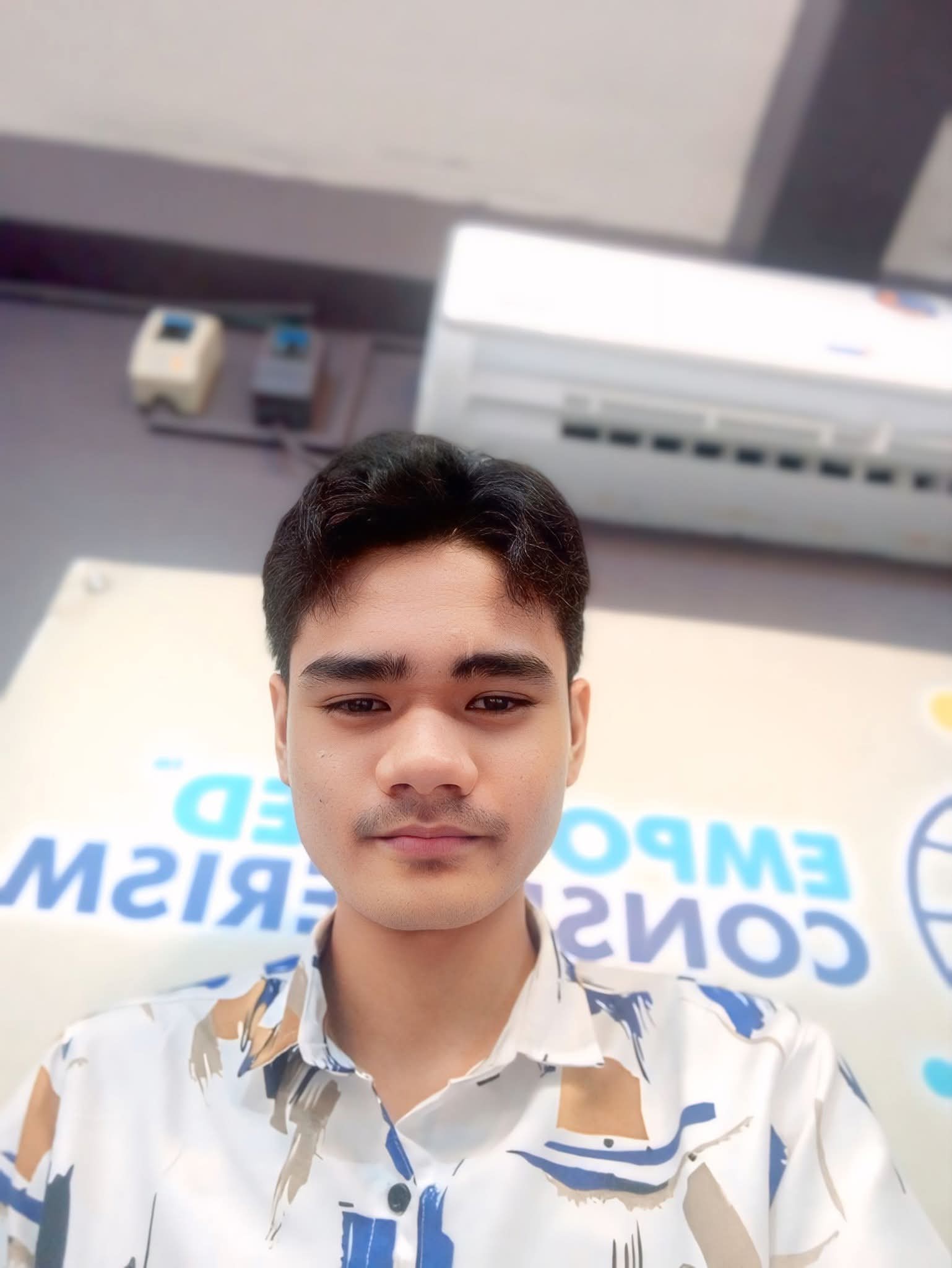 Mike-Eliniel O.'s profile photo