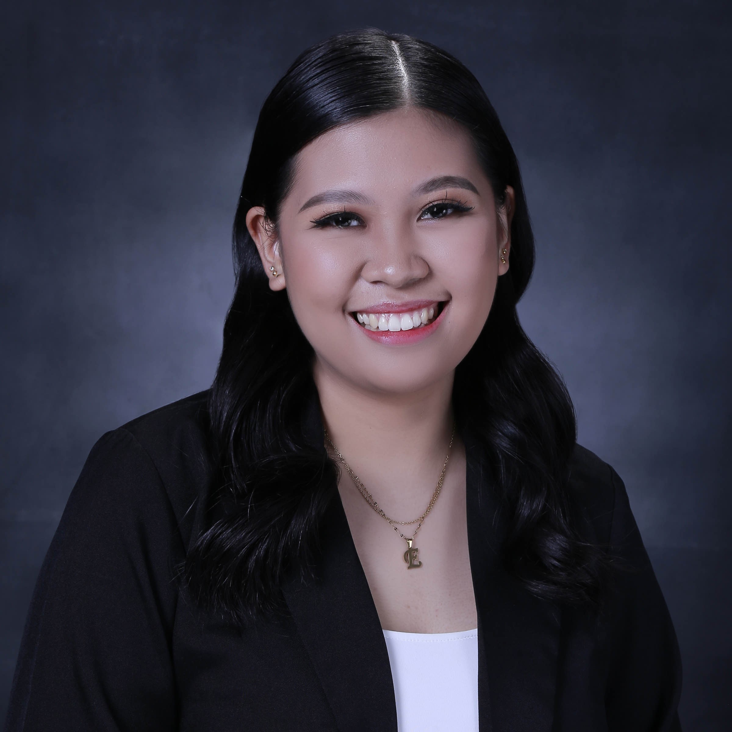 Elvira Y.'s profile photo