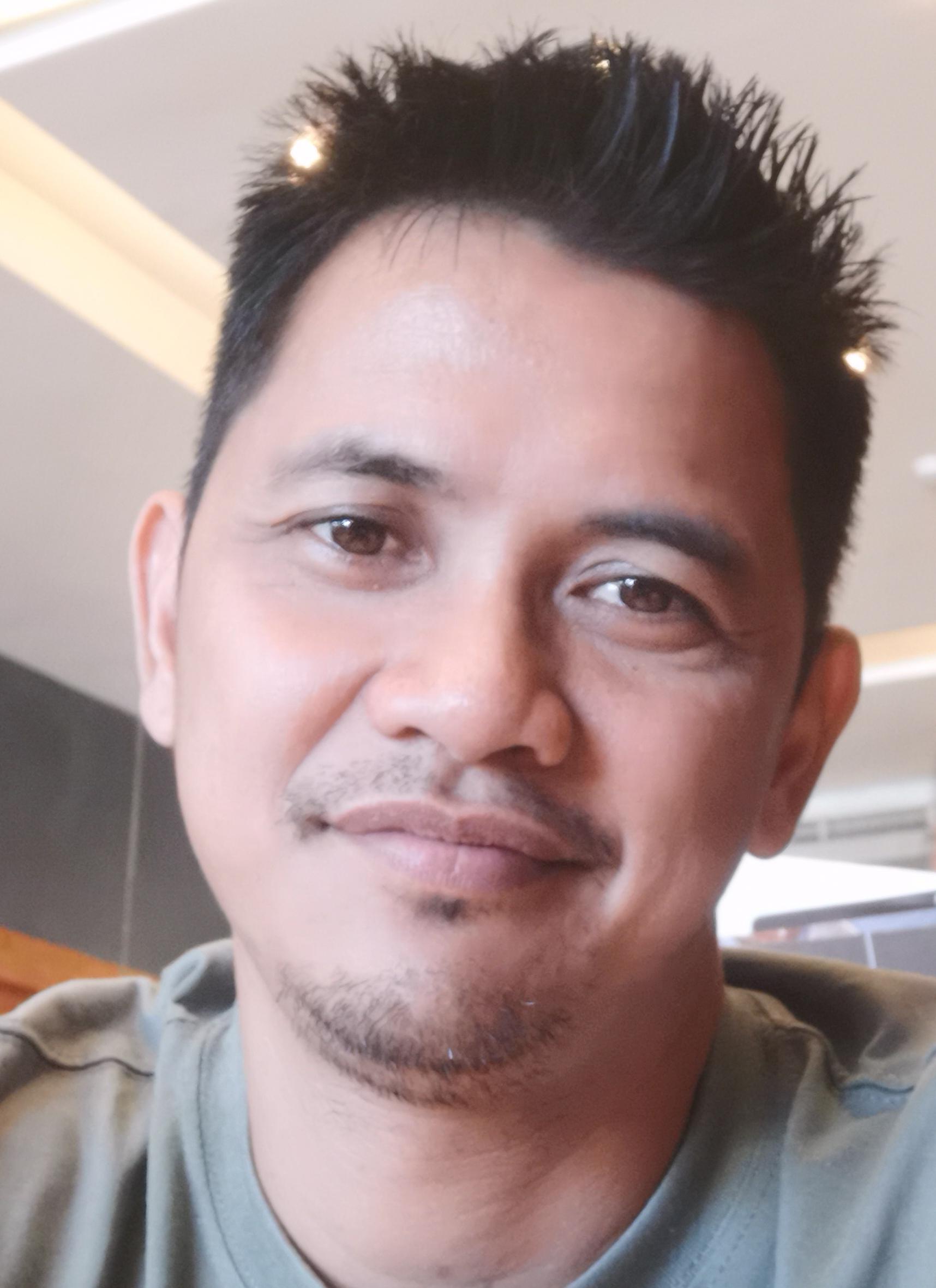 Earl L.'s profile photo