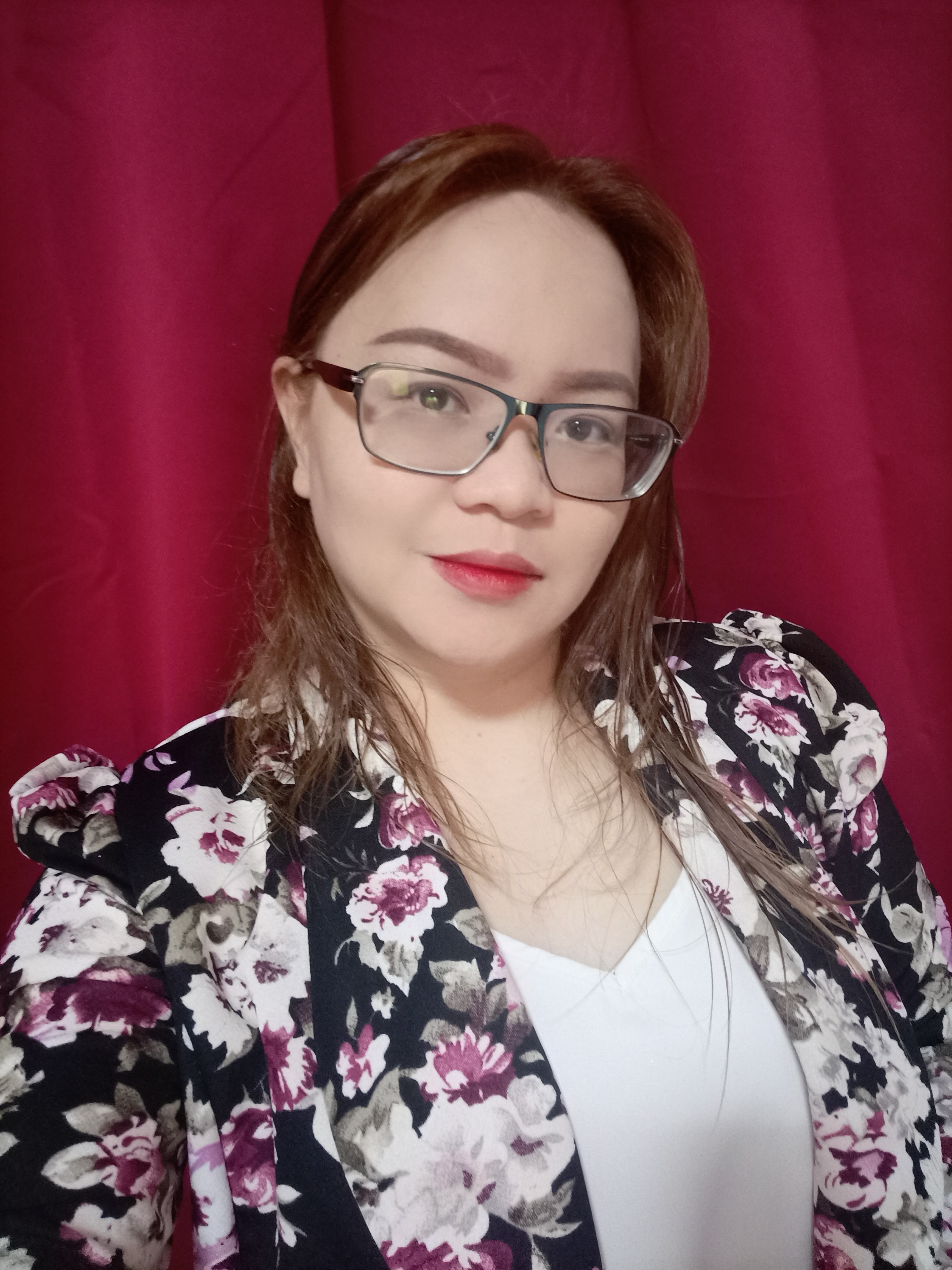 Ylora Lianne H.'s profile photo