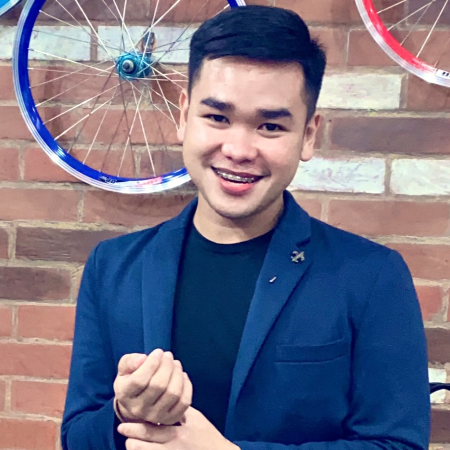 Val F.'s profile photo