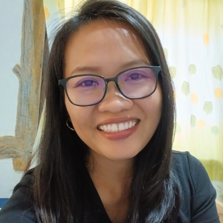 Julie M.'s profile photo
